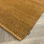 Montèl Collier Gold Vloerkleed - 240x340cm, Huis en Inrichting, Stoffering | Tapijten en Kleden, Ophalen of Verzenden, Zo goed als nieuw