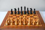 Schaakspel - Moscow Summer Olympics Chess Pieces [80s] -