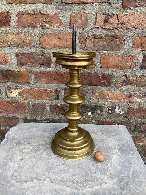 Kaarsenhouder - Messing - Scheibenleuchter, Antiek en Kunst, Antiek | Overige Antiek