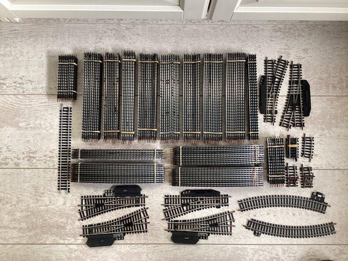 Lima H0 - 9x3021, 78x3020, 34x3030, 8x3031, 6xwissel, Hobby en Vrije tijd, Modeltreinen | H0