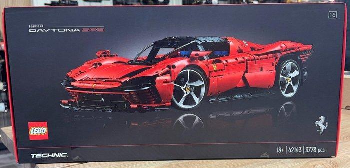 Lego Set - 42143 - Cars - Technic Ferrari Daytona SP3, Kinderen en Baby's, Speelgoed | Duplo en Lego