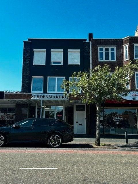 Woning te huur in Sittard-Geleen - 90 m² - 1 kamer(s), Huizen en Kamers, Huizen te huur, Limburg, Overige soorten