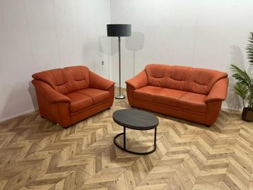 Oranje Banken Set ~ Vaste Kussens beschikbaar voor biedingen