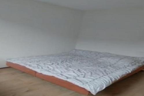 Kamer Van der Woudendijk in Den Haag, Huizen en Kamers, Kamers te huur, 20 tot 35 m², Den Haag