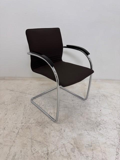 Thonet S79 vergader- of eetkamerstoel met sledeframe, Zakelijke goederen, Kantoor en Winkelinrichting | Kantoormeubilair en Inrichting