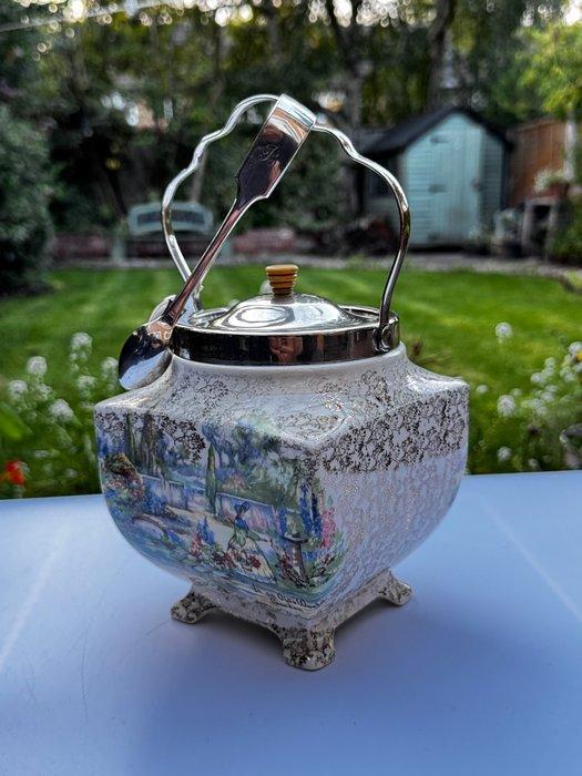 Vintage English Biscuit Box with Scenic Countryside Design +, Antiek en Kunst, Curiosa en Brocante