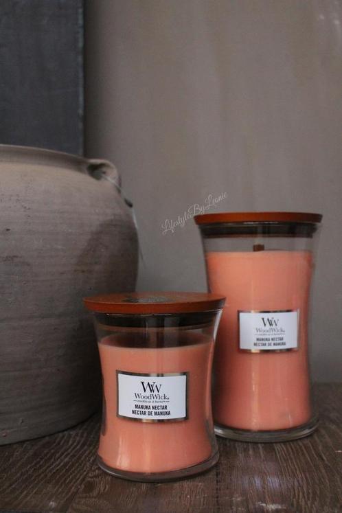 WoodWick Manuka nectar medium, Huis en Inrichting, Woonaccessoires | Kandelaars en Kaarsen, Nieuw, Ophalen of Verzenden