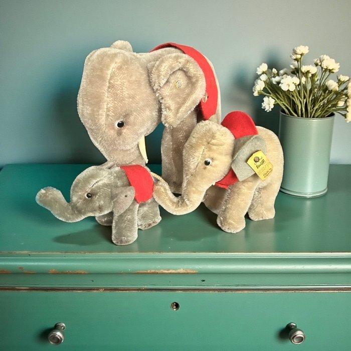 Steiff - Pluche dier Set of 3 vintage Steiff elephants in, Antiek en Kunst, Antiek | Speelgoed