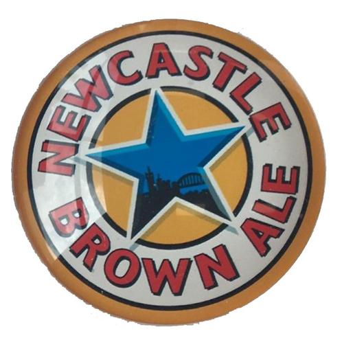 Occasion - Ronde taplens Newcastle brown ale bol 69 mmø, Zakelijke goederen, Horeca | Overige, Ophalen of Verzenden