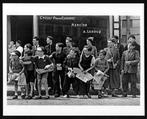 Robert Capa (1913–1954) - Watching the Tour de France in, Antiek en Kunst