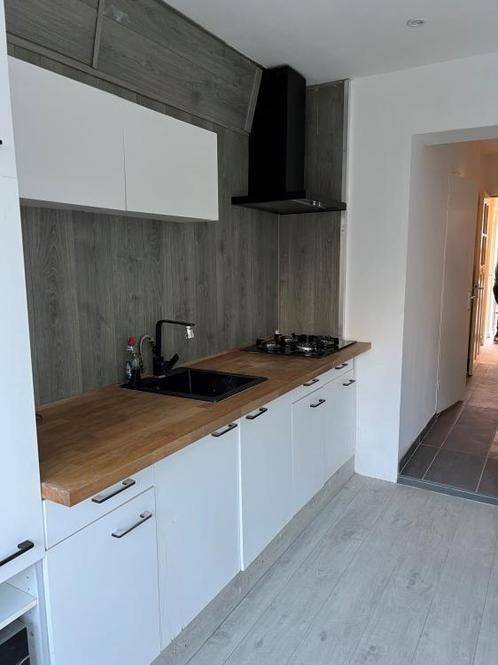 Studio te huur in Oss - 18 m² - 1 kamer(s), Huizen en Kamers, Kamers te huur, Overige regio's