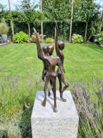 Beeldje - Verbonden danseressen - Brons