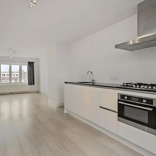 Ruim 2-kamerappartement met Zonnig Dakterras gevonden in Ams, Huizen en Kamers, Huizen te huur, Direct bij eigenaar, Amsterdam
