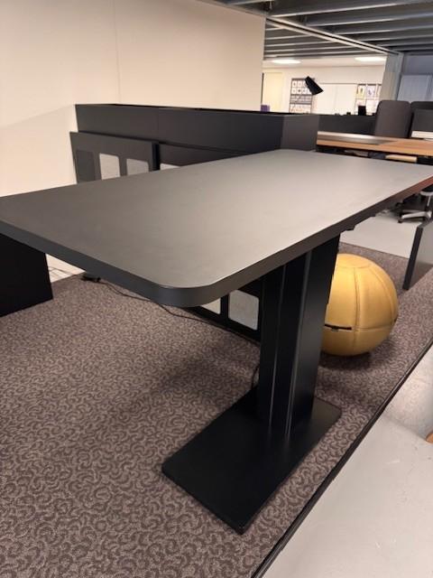 Vepa Drentea Flightdesk showroommodel zwart fenix blad, Zakelijke goederen, Kantoor en Winkelinrichting | Kantoormeubilair en Inrichting