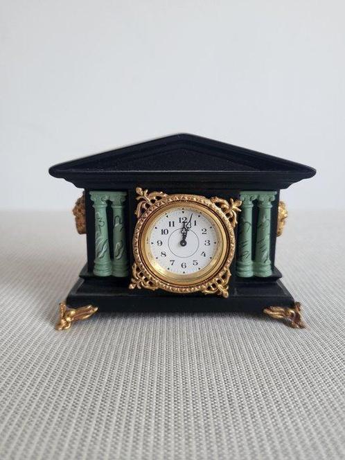 Themacollectie - Kavel van 2 miniatuurklokken – Chinoiserie, Antiek en Kunst, Curiosa en Brocante