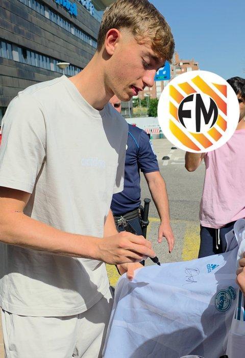 Real Madrid - Dean Huijsen - Voetbalshirt, Verzamelen, Overige Verzamelen