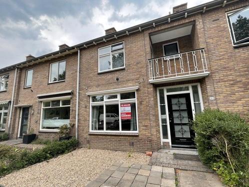 Te huur: Kamer Ossenweerdstraat in Deventer, Huizen en Kamers, Huizen te huur, Overijssel, (Studenten)kamer