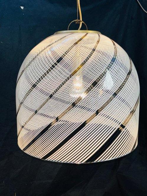 Plafondlamp - kandelaar met witte strepen - Glas, Antiek en Kunst, Antiek | Lampen