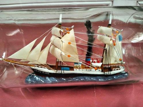 Schip in een fles - VOILIER. LONK AVEL. 1988., Antiek en Kunst, Curiosa en Brocante