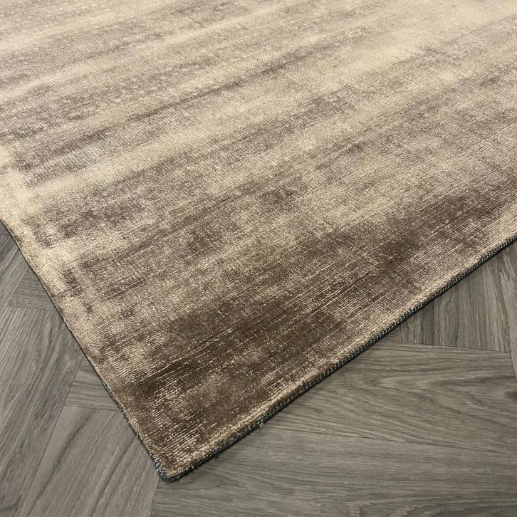 Brinker Essence Silver Brown Vloerkleed - 170x230cm, Huis en Inrichting, Stoffering | Tapijten en Kleden, Zo goed als nieuw, Ophalen of Verzenden