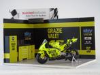 Valentino Rossi - DUCATI+PITBOX - GRAZIE VALE - noMinichamps, Nieuw, Overige merken, Overige typen, Groter dan 1:32