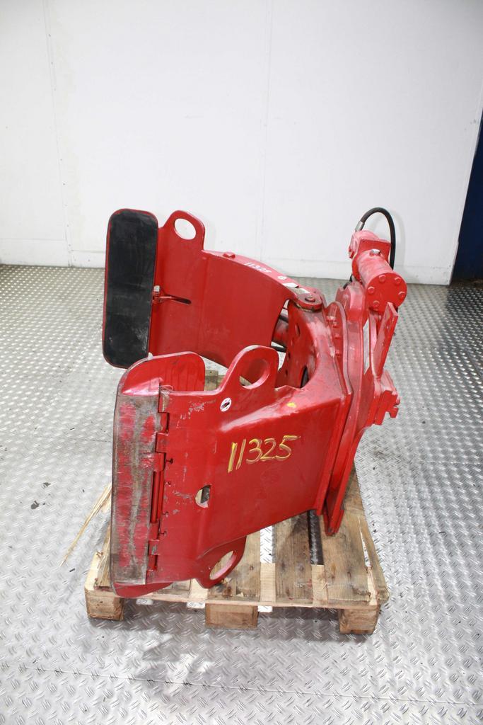 Auramo Papierrollenklem, Zakelijke goederen, Machines en Bouw | Heftrucks en Intern transport, Verzenden