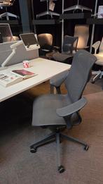 HermanMiller Cosm / graphite / leaf arm * magazijnopruiming, Huis en Inrichting, Ophalen, Ergonomisch, Nieuw, Bureaustoel