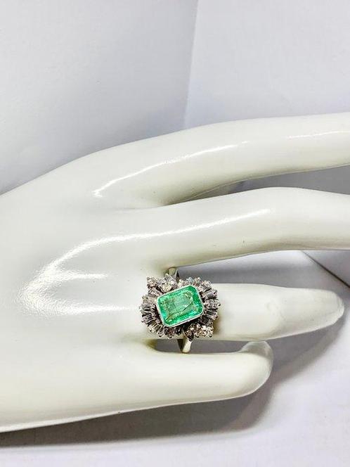 Pala Diamond - Statement ring - 18 karaat Witgoud - 3.05ct., Sieraden, Tassen en Uiterlijk, Antieke sieraden