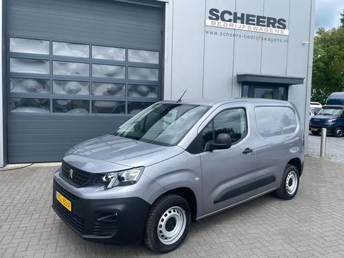 Peugeot Partner 1.5 BlueHDi 100PK Airco | Navigatie |3-zits, Auto's, Peugeot, Dealer onderhouden, Lease, Grijs, Handgeschakeld