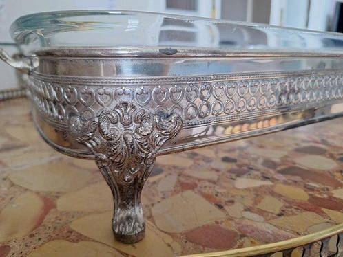 Schaal (2) - Pyrex-glas en met zilver verguld metalen basis, Antiek en Kunst, Curiosa en Brocante