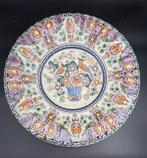 Velsen, Sassenheim - Bord - Aardewerk - Polychrome Delfts