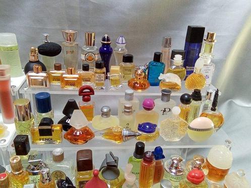Themacollectie - Miniatuur parfums - Chanel, Givenchy,, Antiek en Kunst, Antiek | Speelgoed
