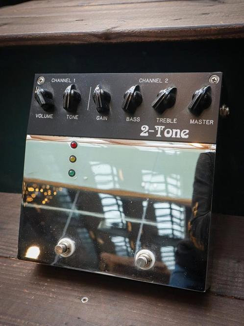 Bad Cat 2-Tone Tube Preamp Pedal includes original box, Muziek en Instrumenten, Effecten, Overige typen, Gebruikt, Ophalen of Verzenden