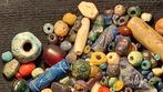 Oud Egyptisch naar Romeins Glas meer dan 100 antieke kralen, Sieraden, Tassen en Uiterlijk, Antieke sieraden