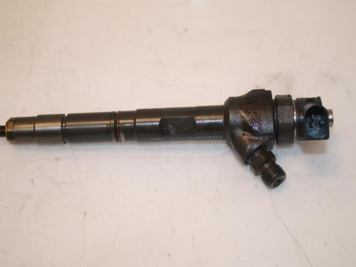 Verstuiver (diesel) Volkswagen Golf O115354, Auto-onderdelen, Motor en Toebehoren, Ophalen of Verzenden