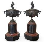 Cassolette - Brons, Marmer - Coupes met hoezen en