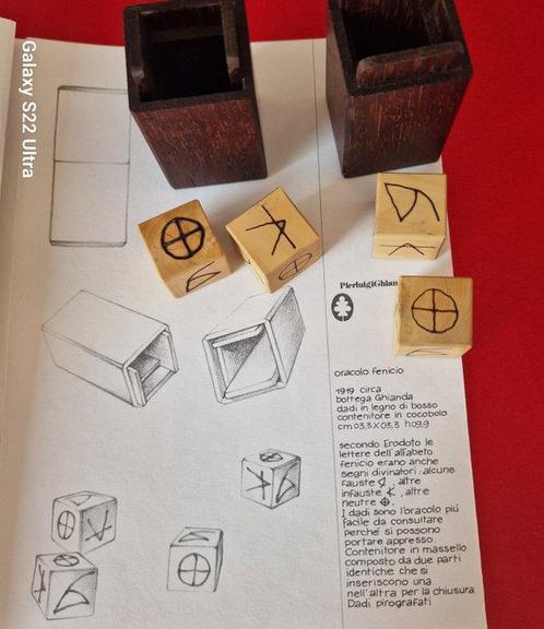 Antica Bottega Ghianda - Spelstuk - oracolo Fenicio - Bosso, Antiek en Kunst, Antiek | Meubels | Stoelen en Banken