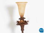 Online veiling: Bronzen wandlamp met glazen kap|62928