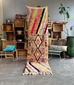 Moderne Marokkaanse lopers, met de hand geweven wol, in een, Nieuw