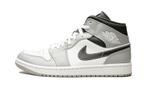 Air Jordan 1 Mid Light Smoke Grey Anthracite, Kleding | Heren, Schoenen, Nieuw