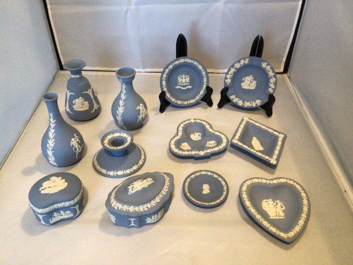 Wedgwood - Vaas (12) - Porselein, Antiek en Kunst, Antiek | Glas en Kristal