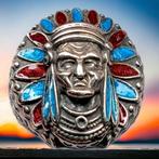 From Ancient Tradition - Native Silver Jewel  - Diorama -, Nieuw
