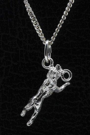 Zilveren Staffordshire bull terrier hangend aan stok kett..., Sieraden, Tassen en Uiterlijk, Kettinghangers, Verzenden