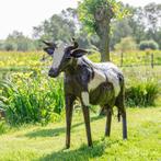 Beeld van een metalen koe, Tuin en Terras, Tuinbeelden, Ophalen of Verzenden, Nieuw, Metaal, Dierenbeeld