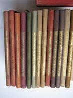 Mini-Boekjes - 31 elegante luxe uitgaven in klein formaat -, Antiek en Kunst