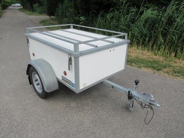 2 gebruikte bagagewagen, onderhoudsbeurt gehad, Vanaf €850 beschikbaar voor biedingen