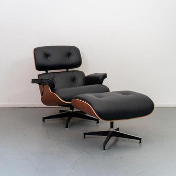 Herman Miller Eames Lounge Chair + Ottoman Santos Palisander beschikbaar voor biedingen