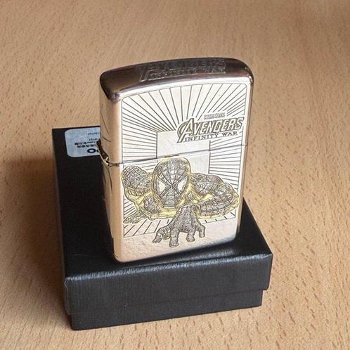 Zippo - Zippo Avengers infinity war - Aansteker - Messing,, Verzamelen, Rookartikelen, Aanstekers en Luciferdoosjes