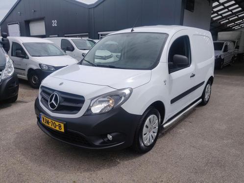 Mercedes-Benz Citan 108 CDI, Auto's, Bestelauto's, Lease, Zwart, Handgeschakeld, Wit, Financial lease, Stof, Diesel, ABS, Airbags