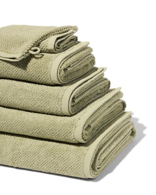 HEMA Handdoeken tweedekans recycled katoen lichtgroen, Huis en Inrichting, Badkamer | Badtextiel en Accessoires, Nieuw, Verzenden